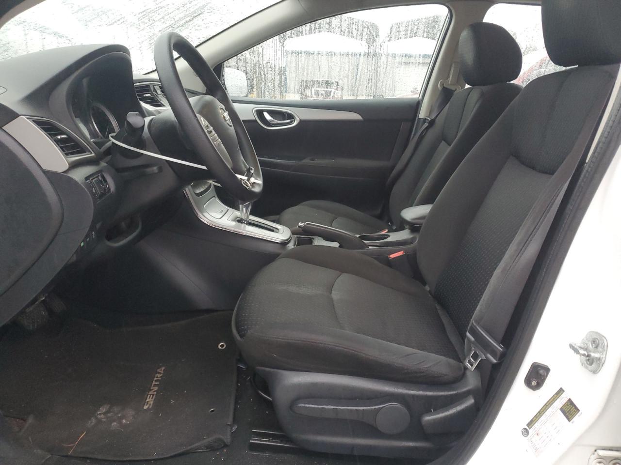 2014 Nissan Sentra - Image 7