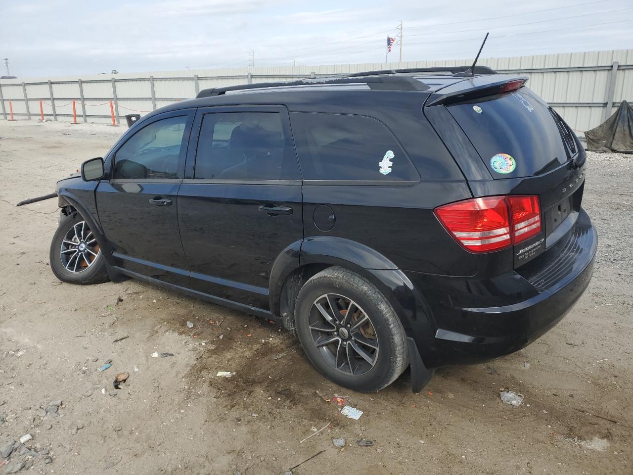 2018 Dodge Journey - Image 2