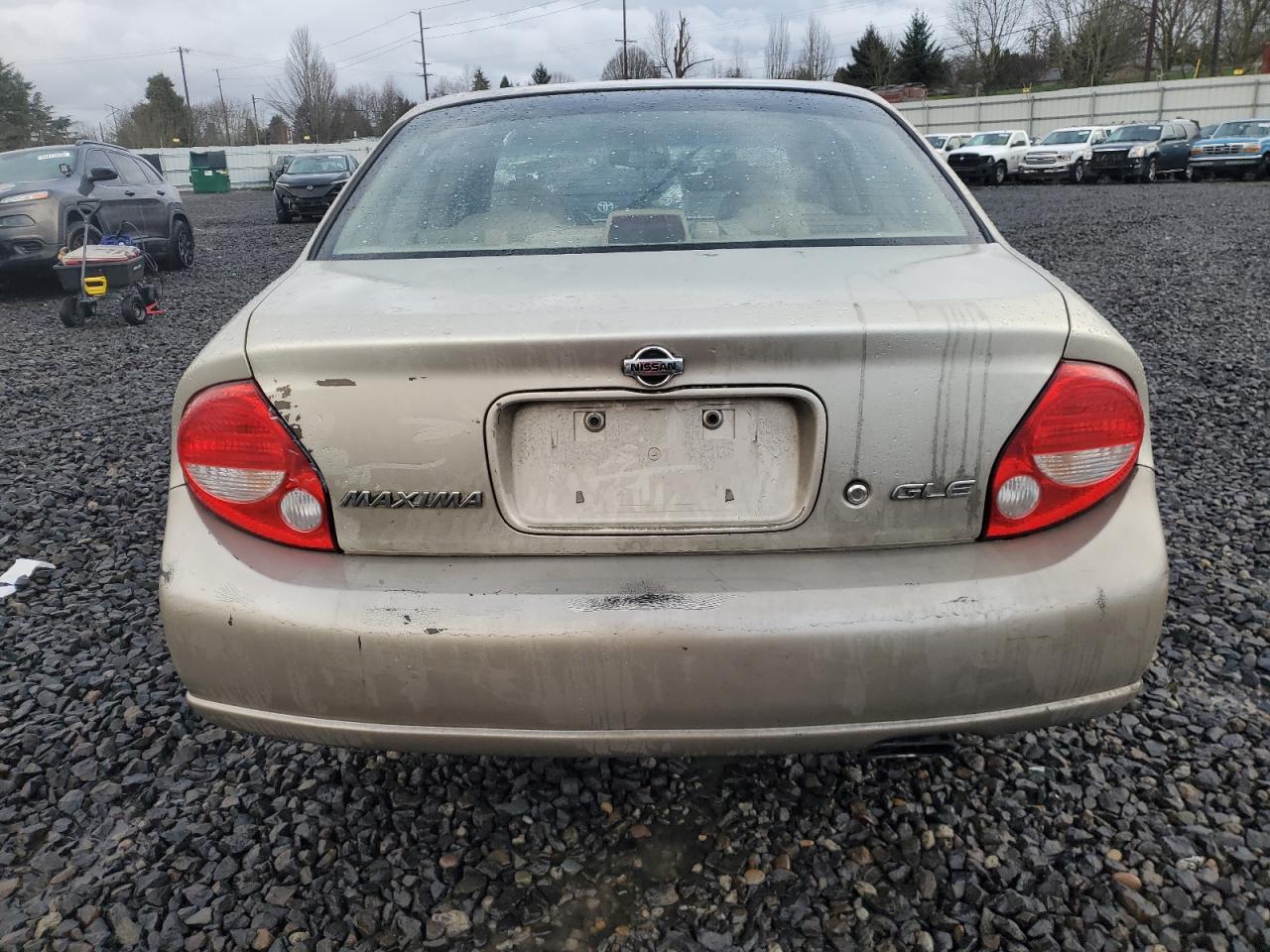 2000 Nissan Maxima - Image 6