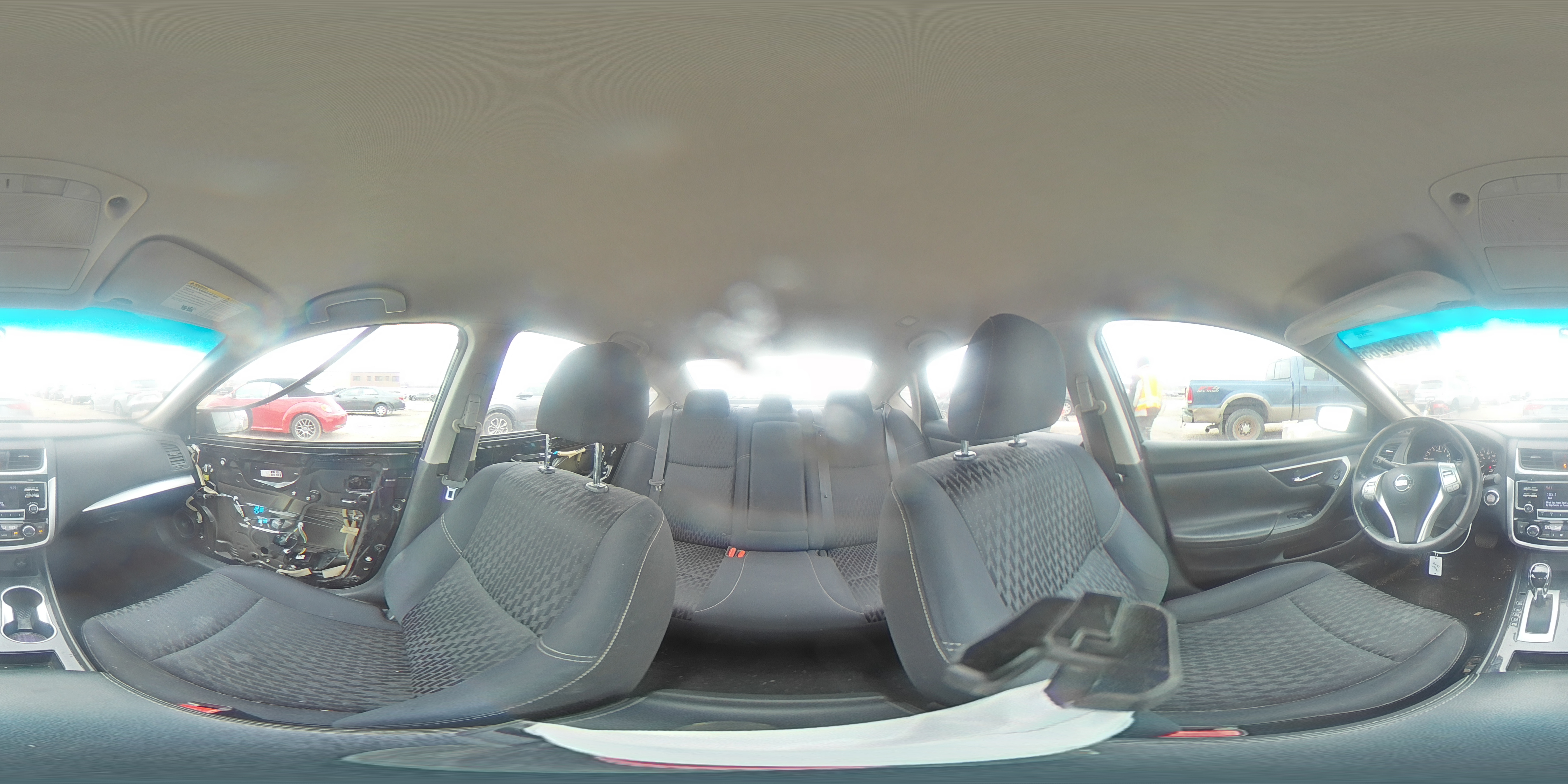 2018 Nissan Altima - Image 12