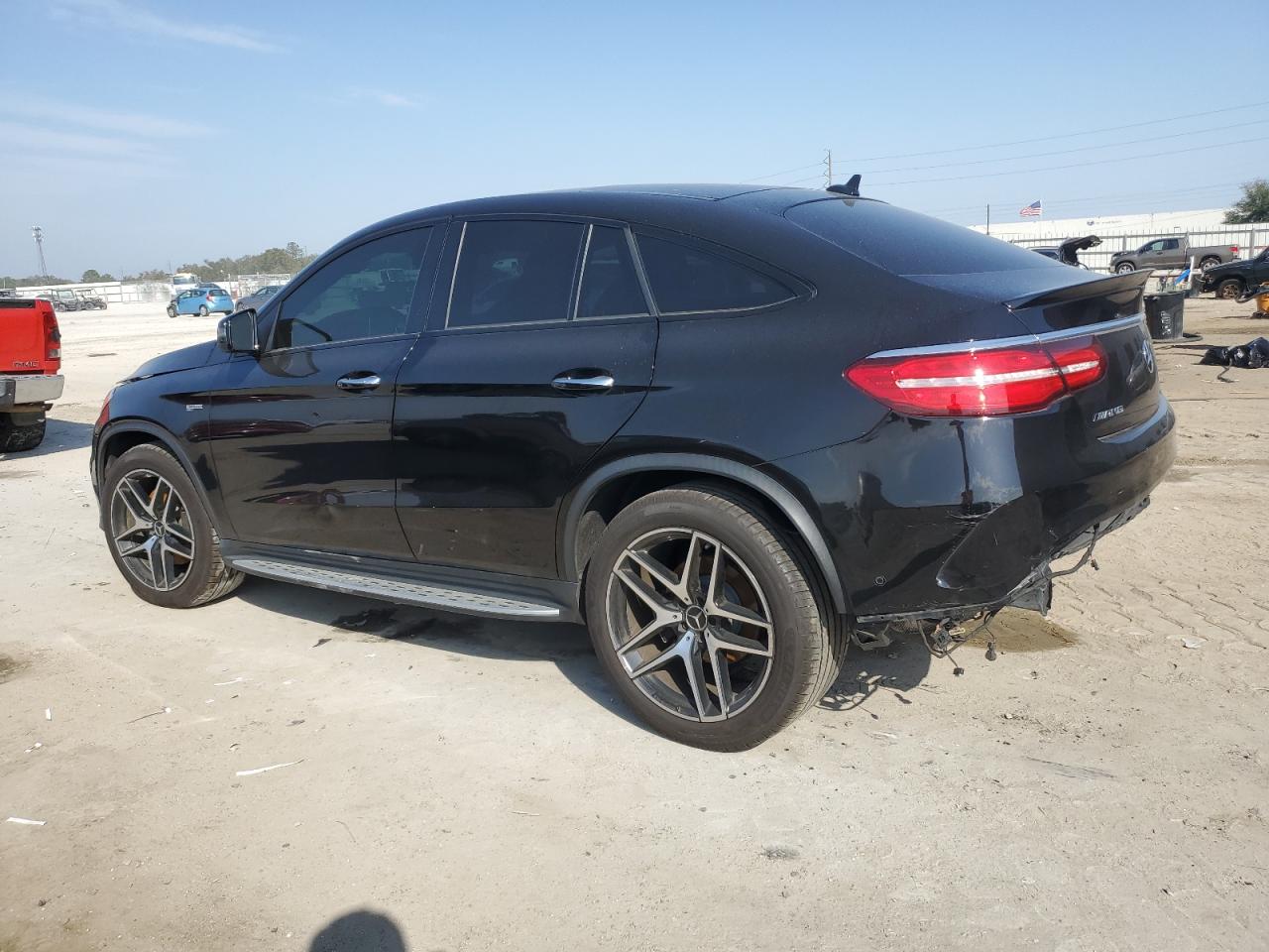 2017 Mercedes-Benz GLE - Image 2