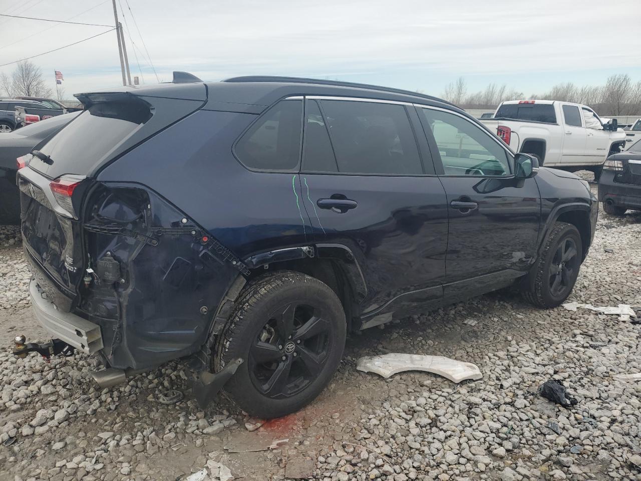 2020 Toyota RAV 4 - Image 3