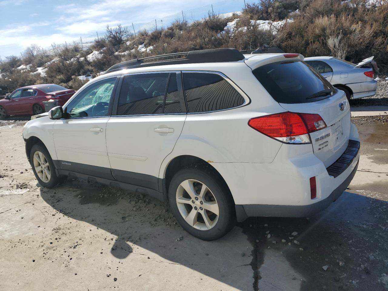 2014 Subaru Outback - Image 2