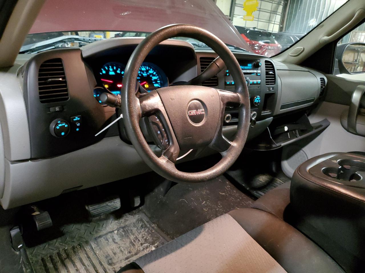 2009 GMC Sierra - Image 8