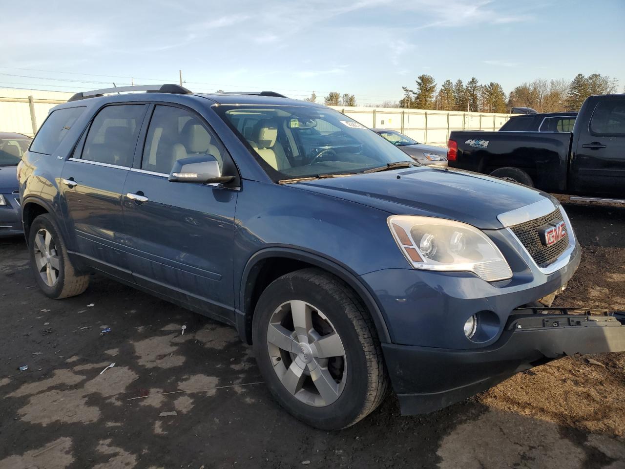 2012 GMC Acadia - Image 4