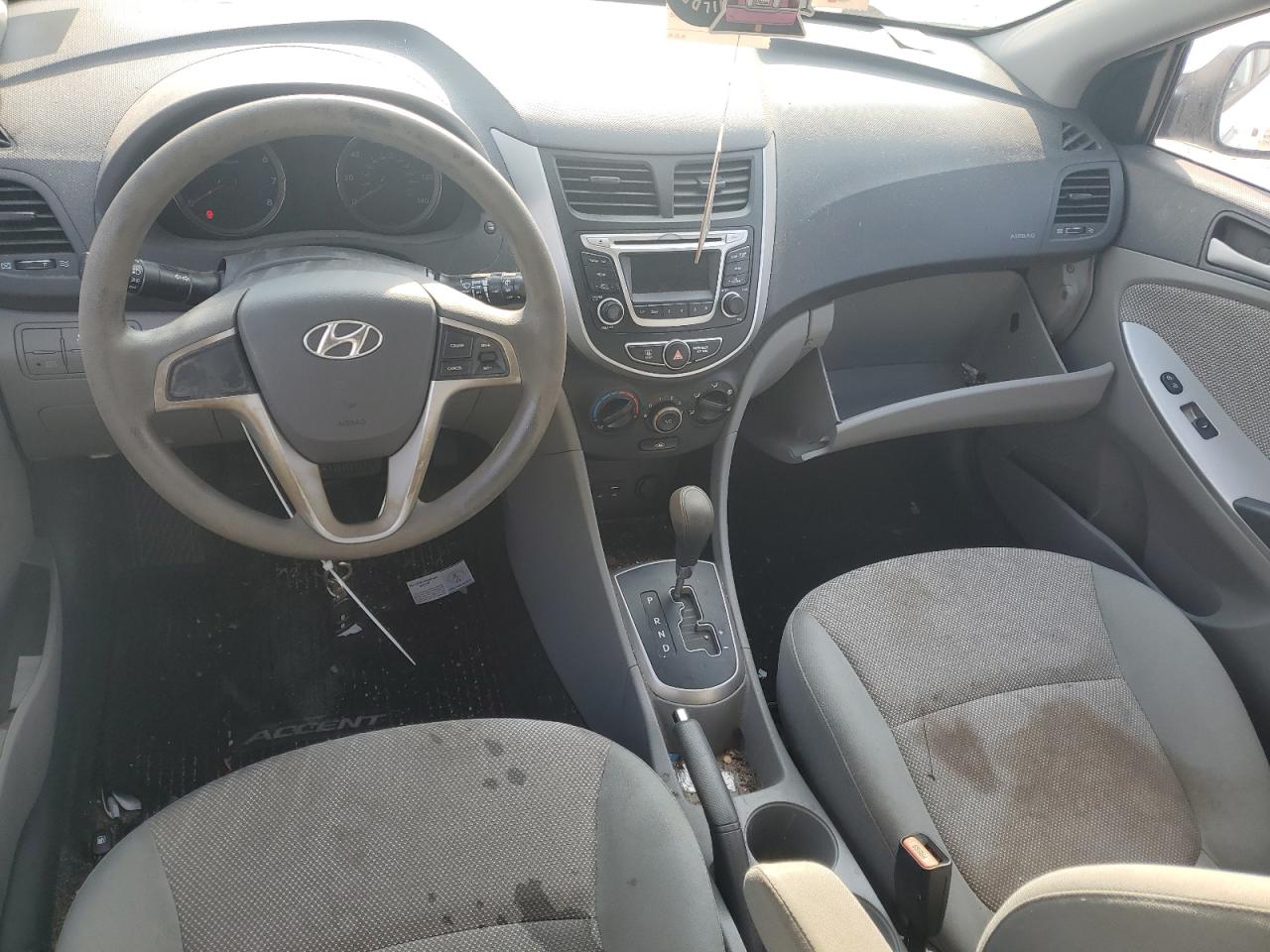 2014 Hyundai Accent - Image 8