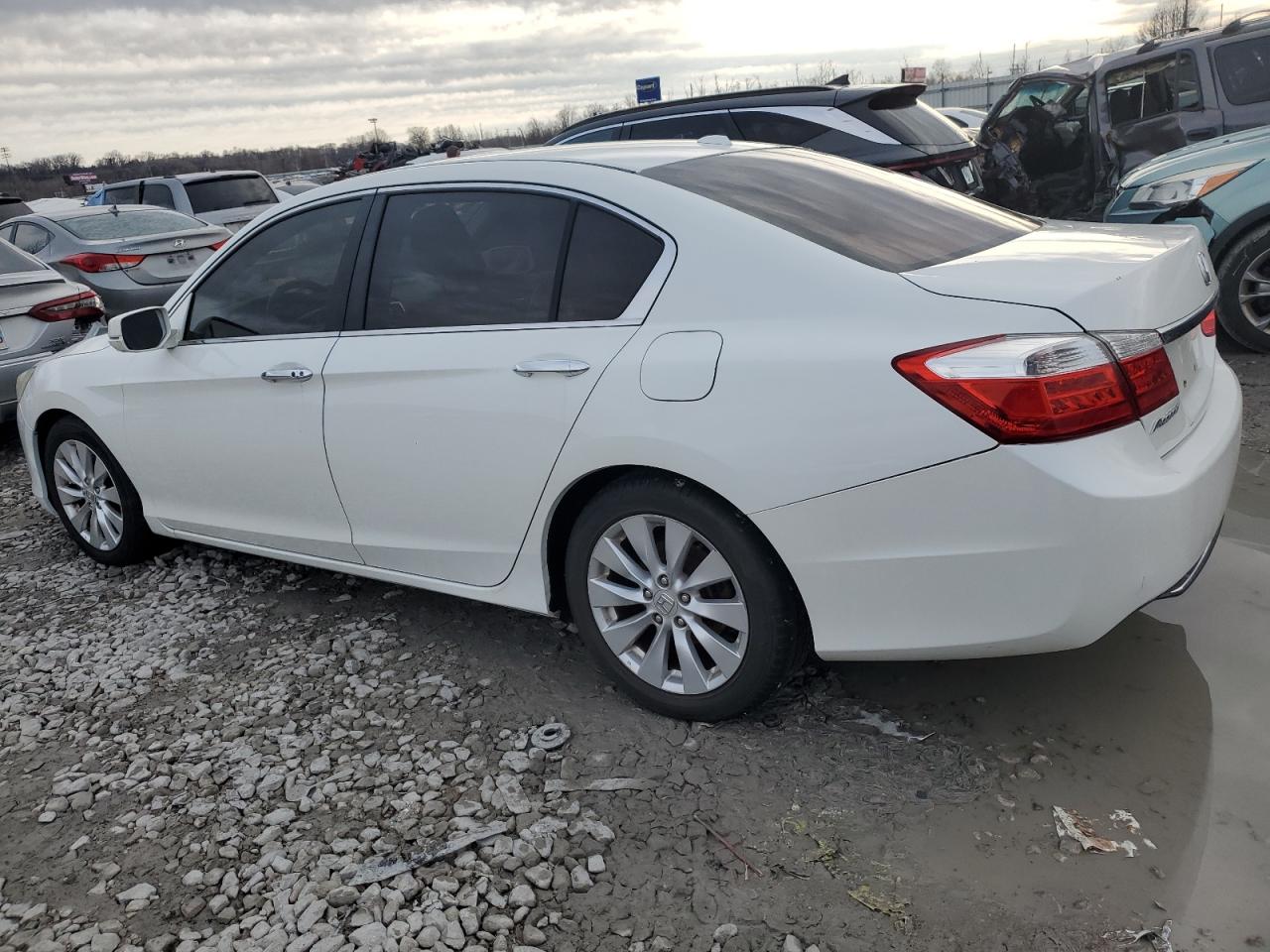 2013 Honda Accord - Image 2