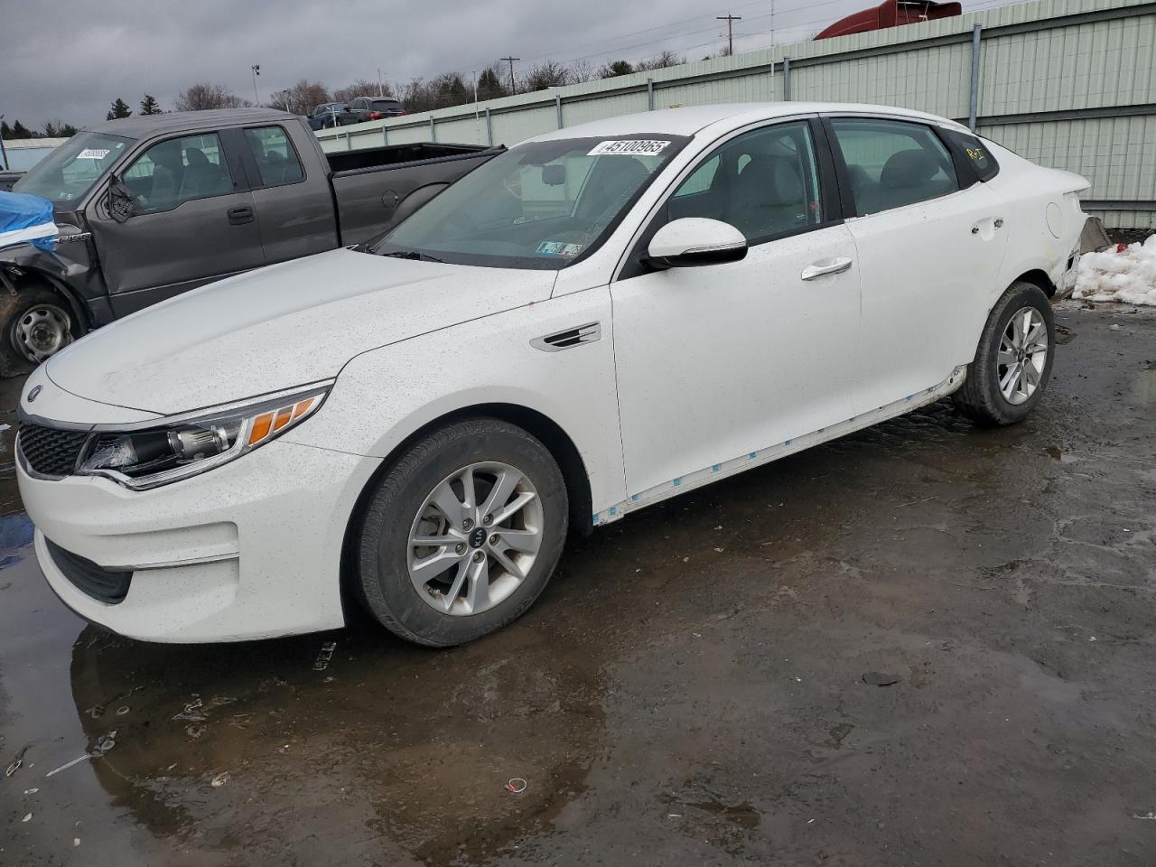 2017 Kia Optima - Image 1