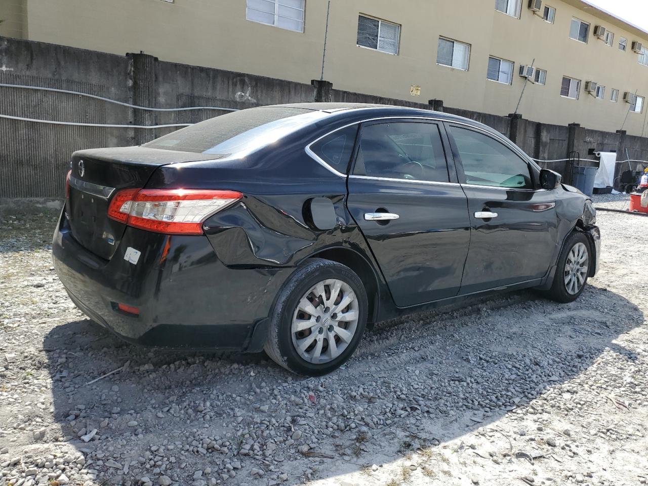 2014 Nissan Sentra - Image 3