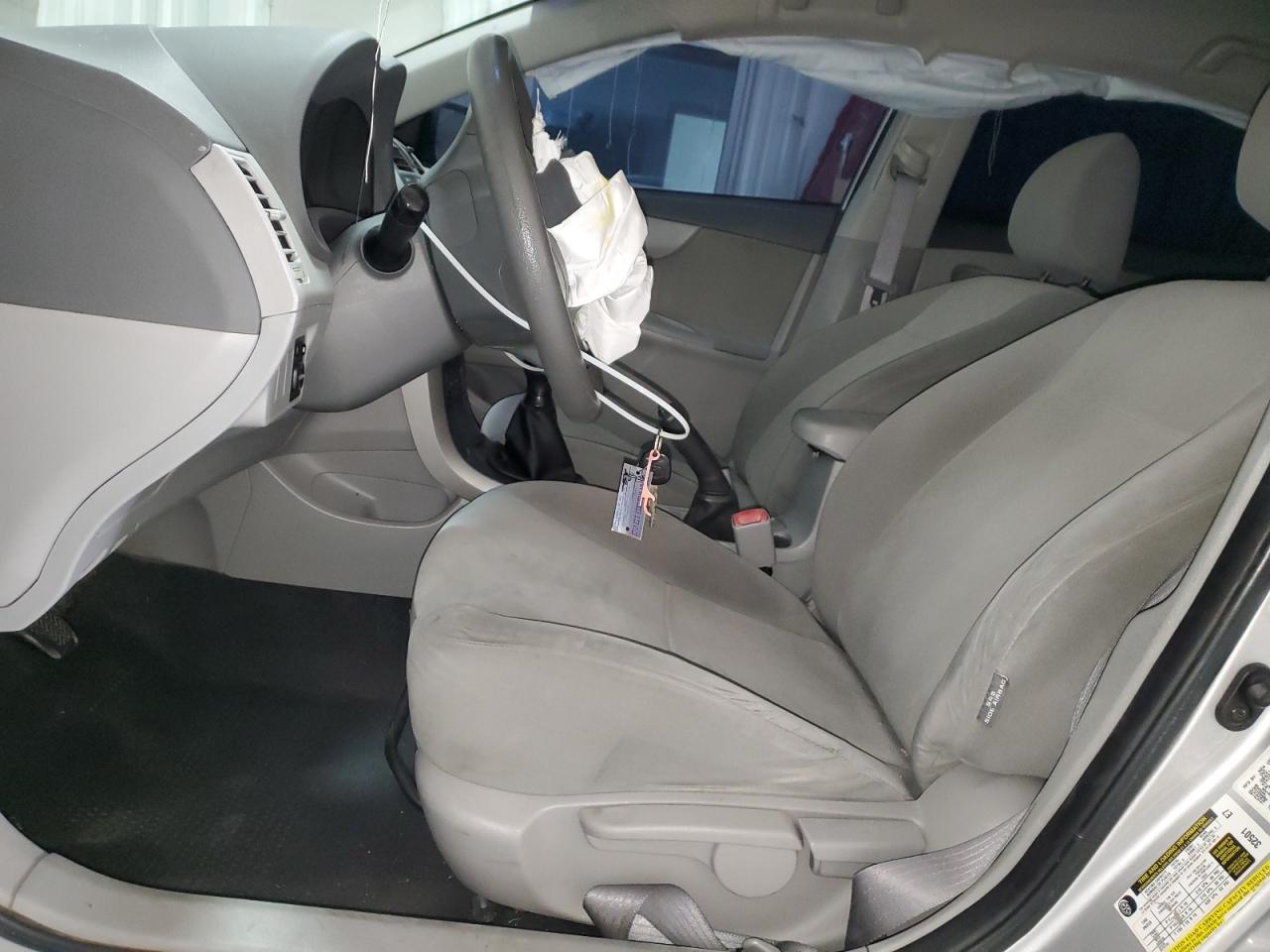 2009 Toyota Corolla - Image 7