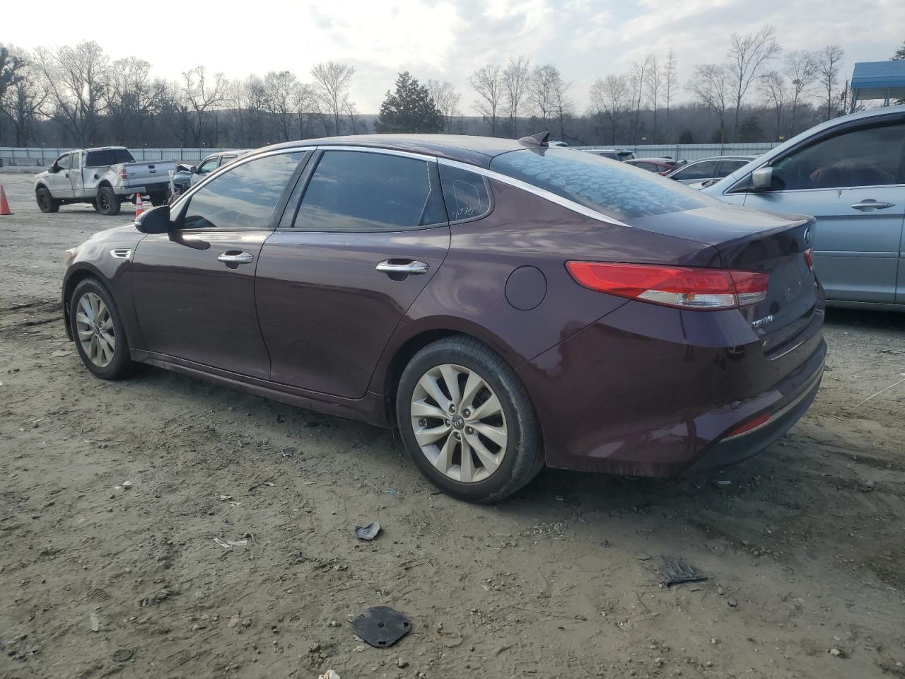 2016 Kia Optima - Image 2