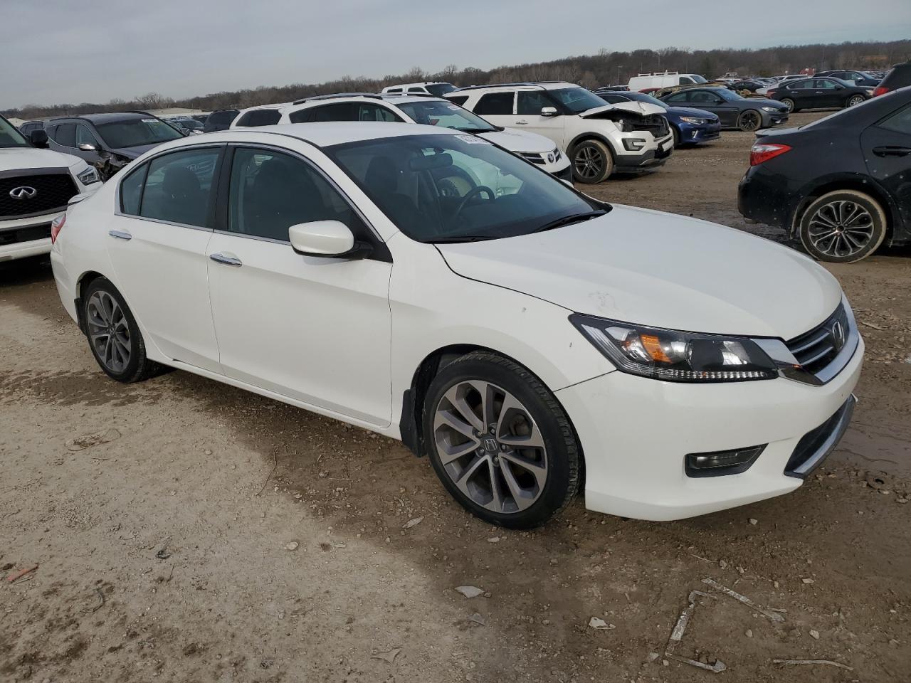 2015 Honda Accord - Image 4