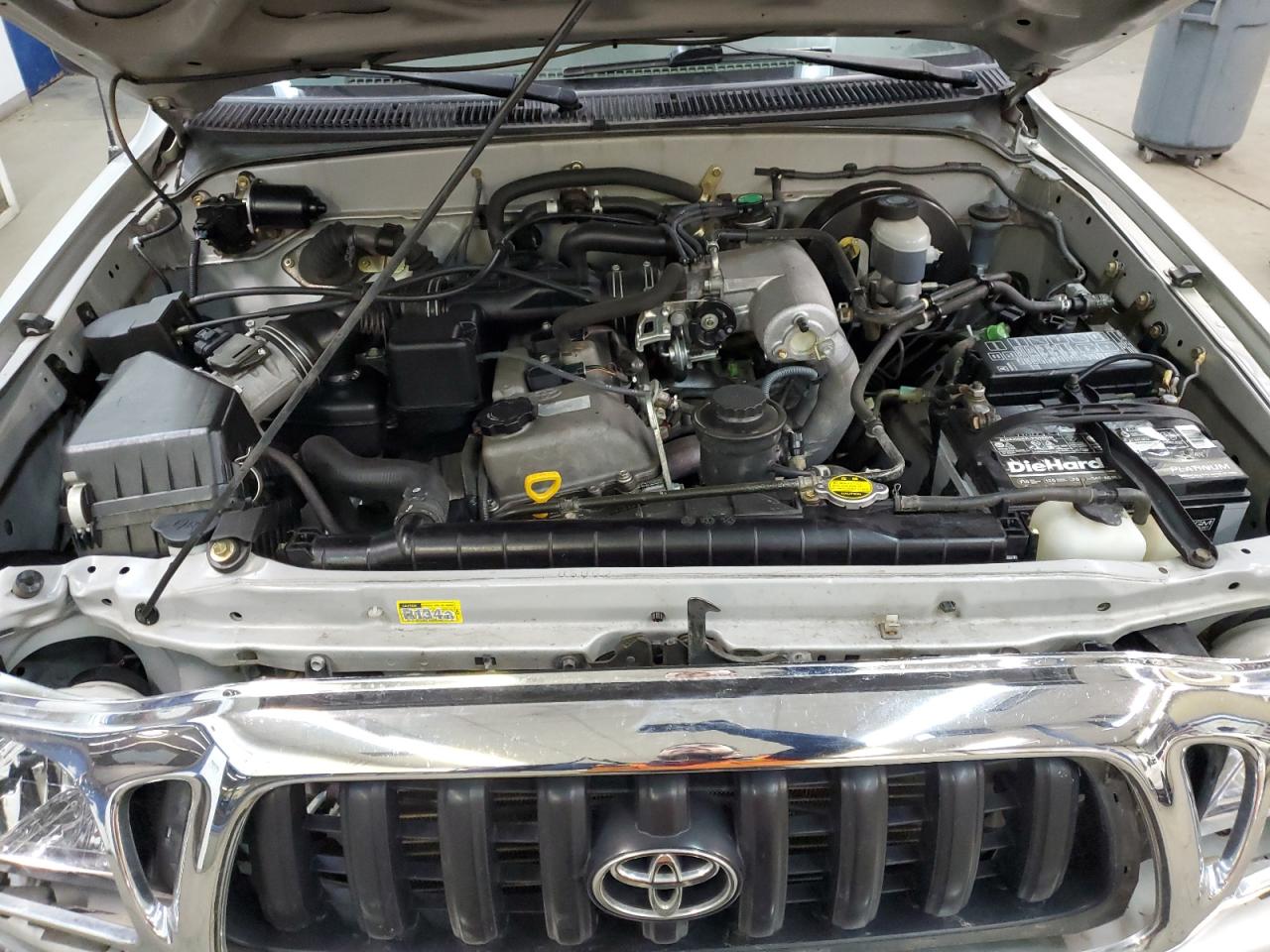2002 Toyota Tacoma - Image 11