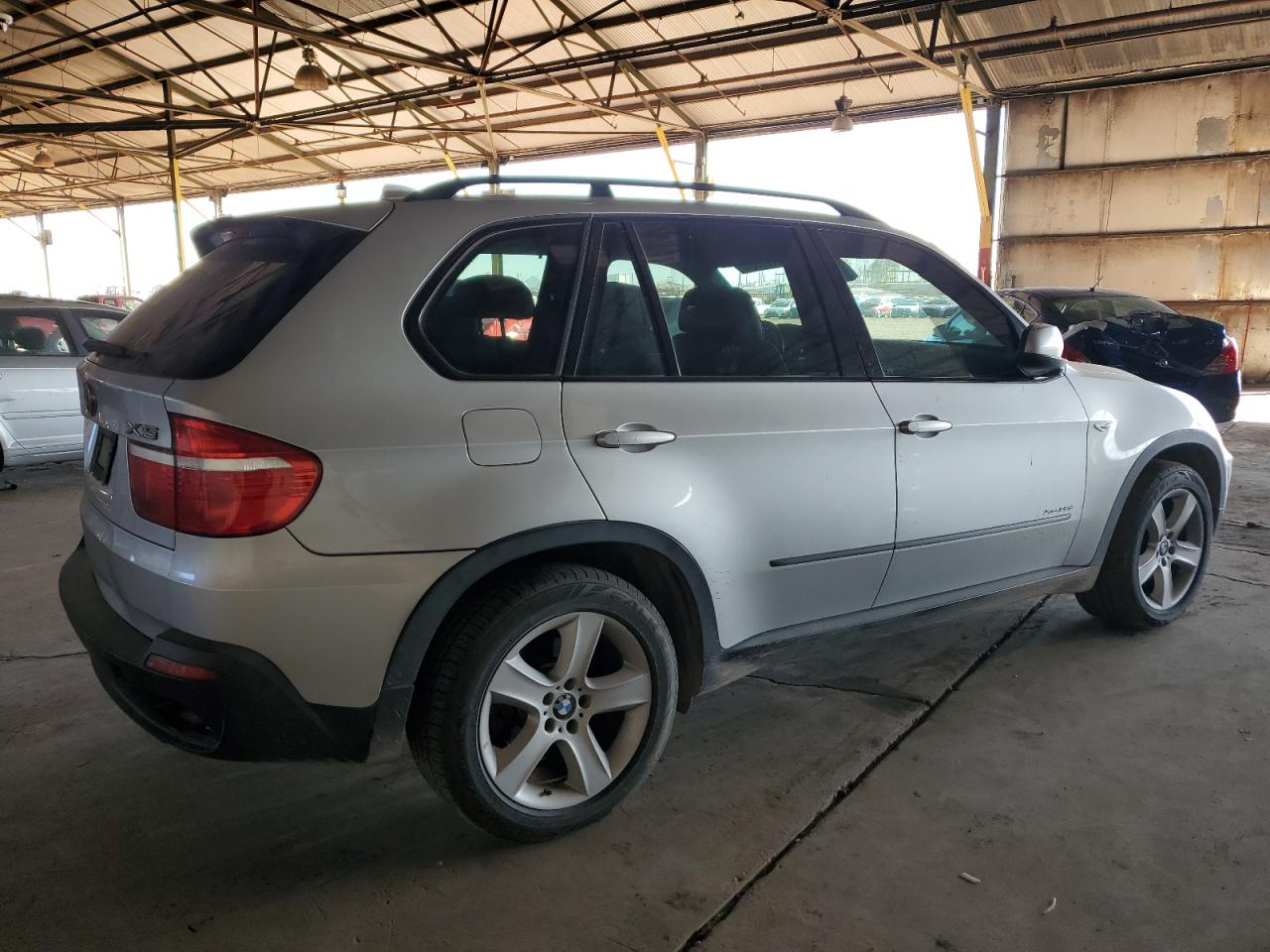 2010 BMW X5 - Image 3