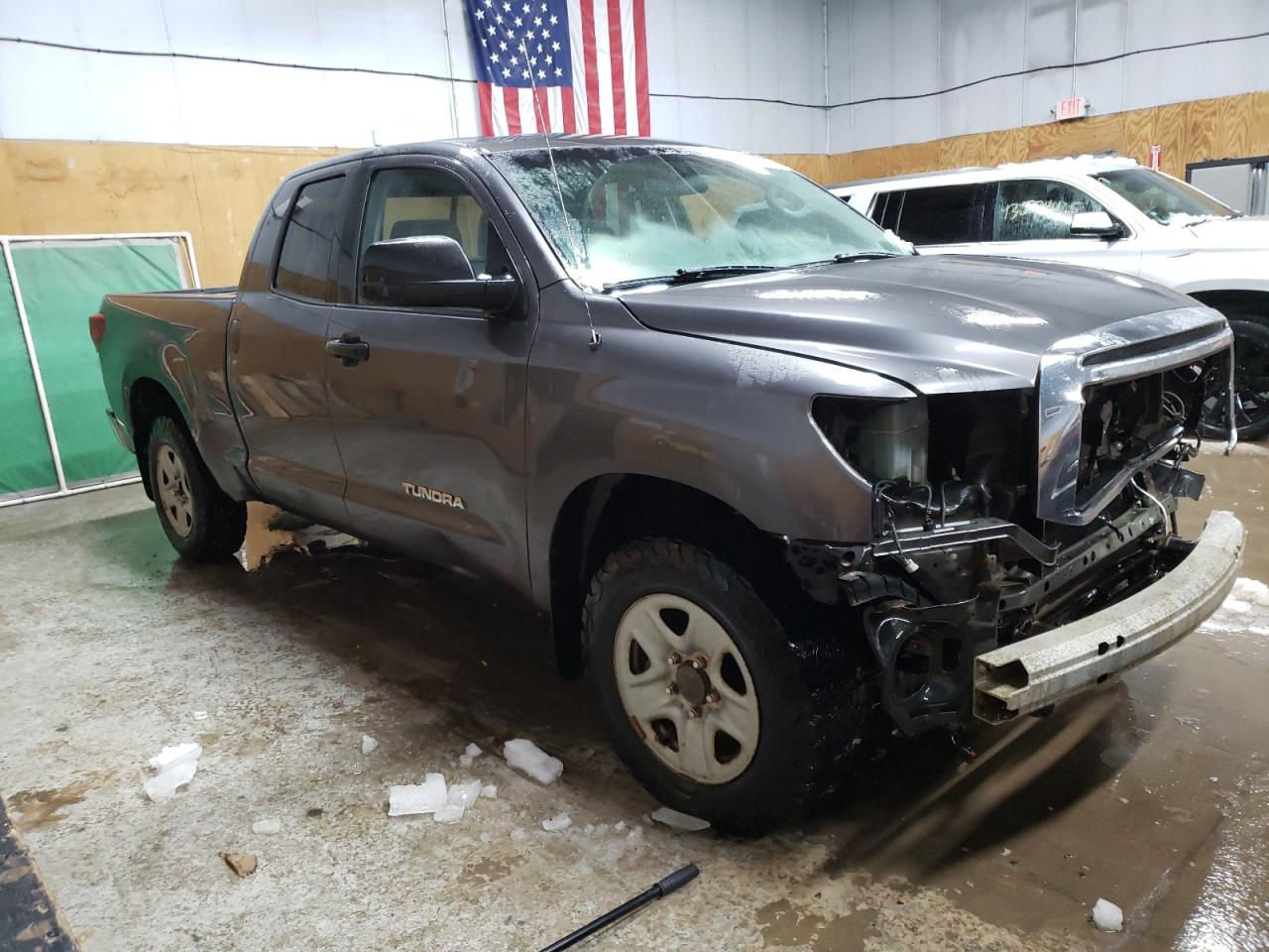 2013 Toyota Tundra - Image 4