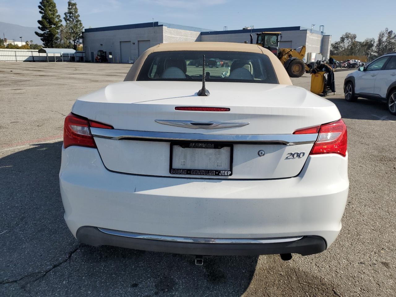 2012 Chrysler 200 - Image 6
