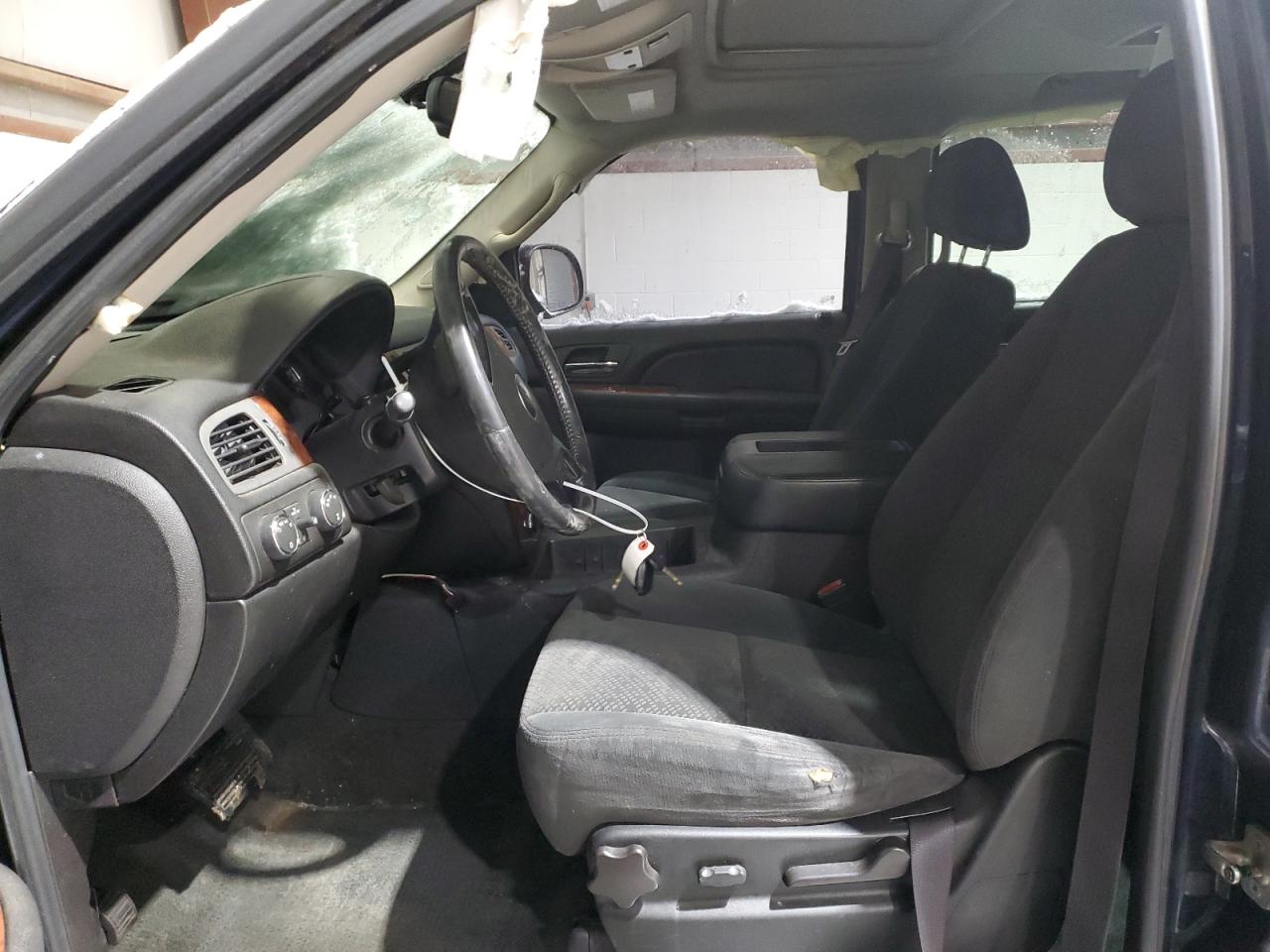 2008 Chevrolet Avalanche - Image 7