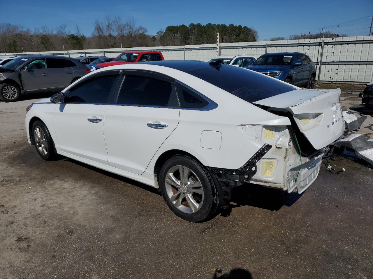 2018 Hyundai Sonata - Image 2