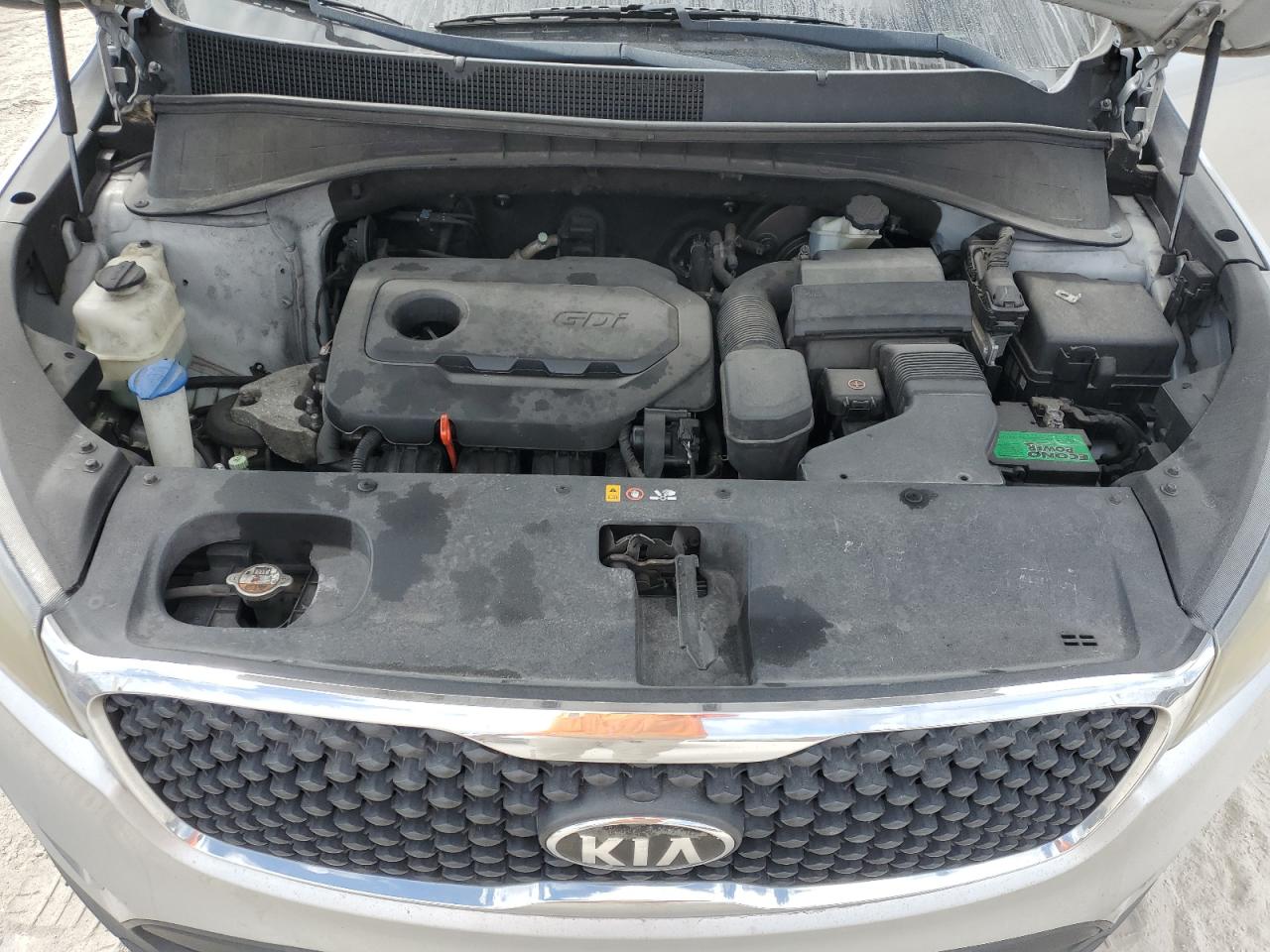 2016 Kia Sorento - Image 12