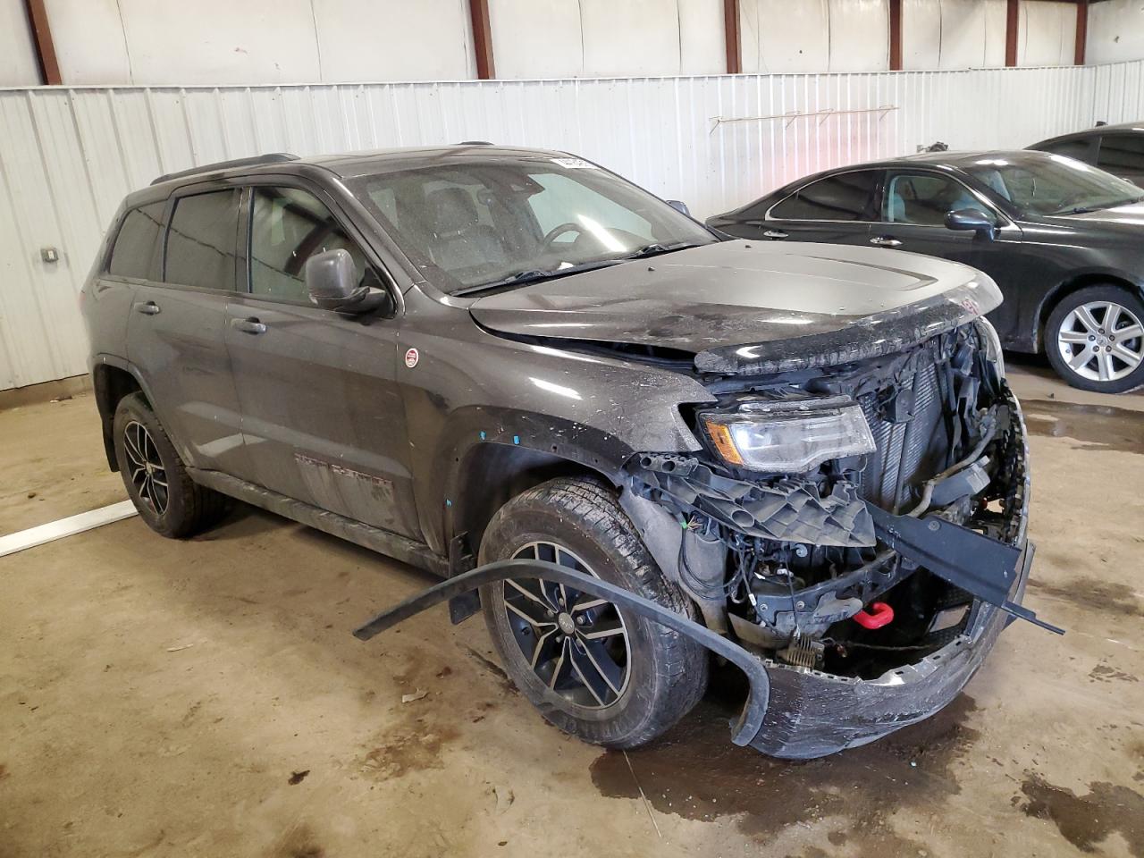 2017 Jeep Grand Cherokee - Image 4