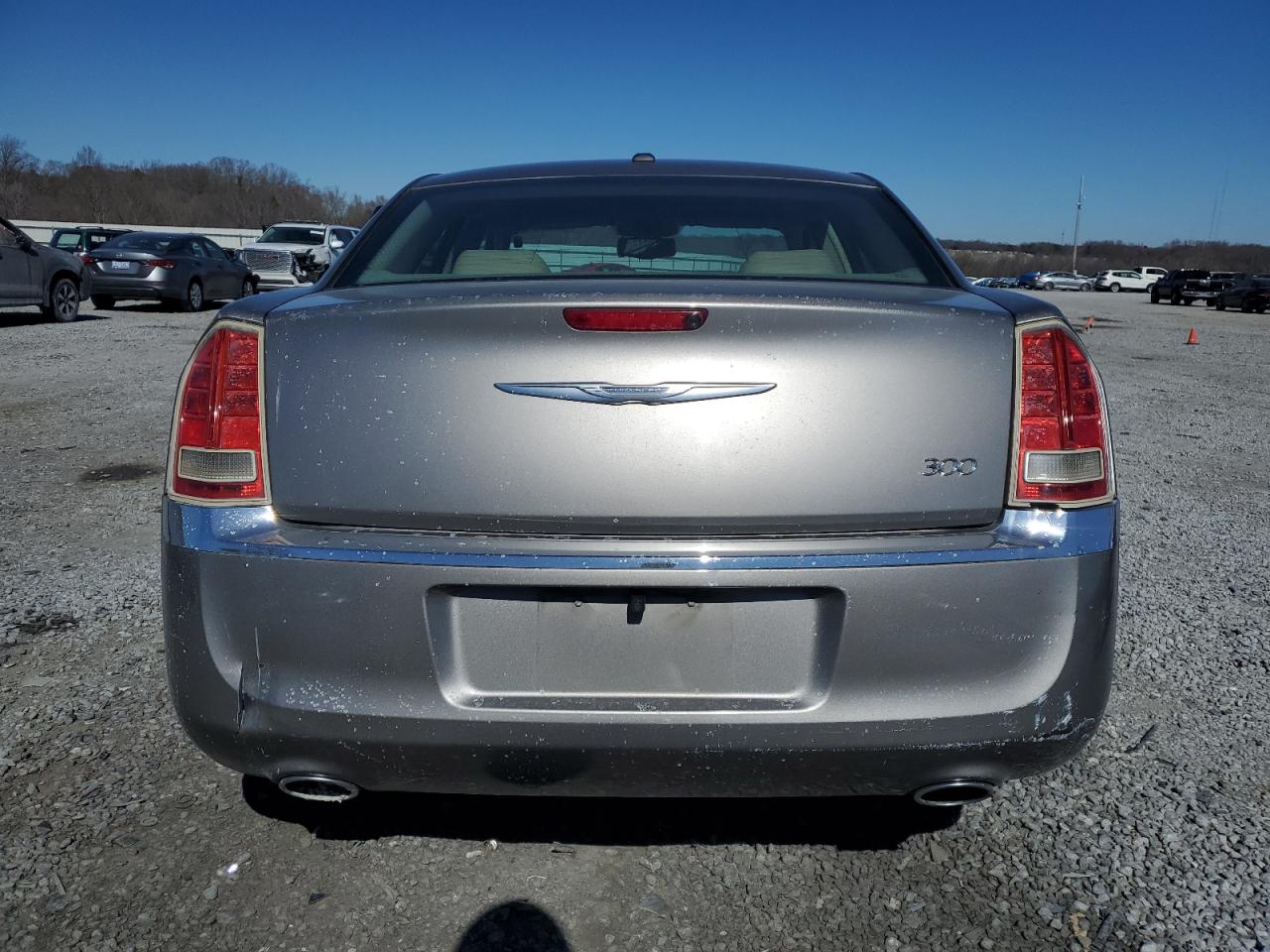 2014 Chrysler 300 - Image 6