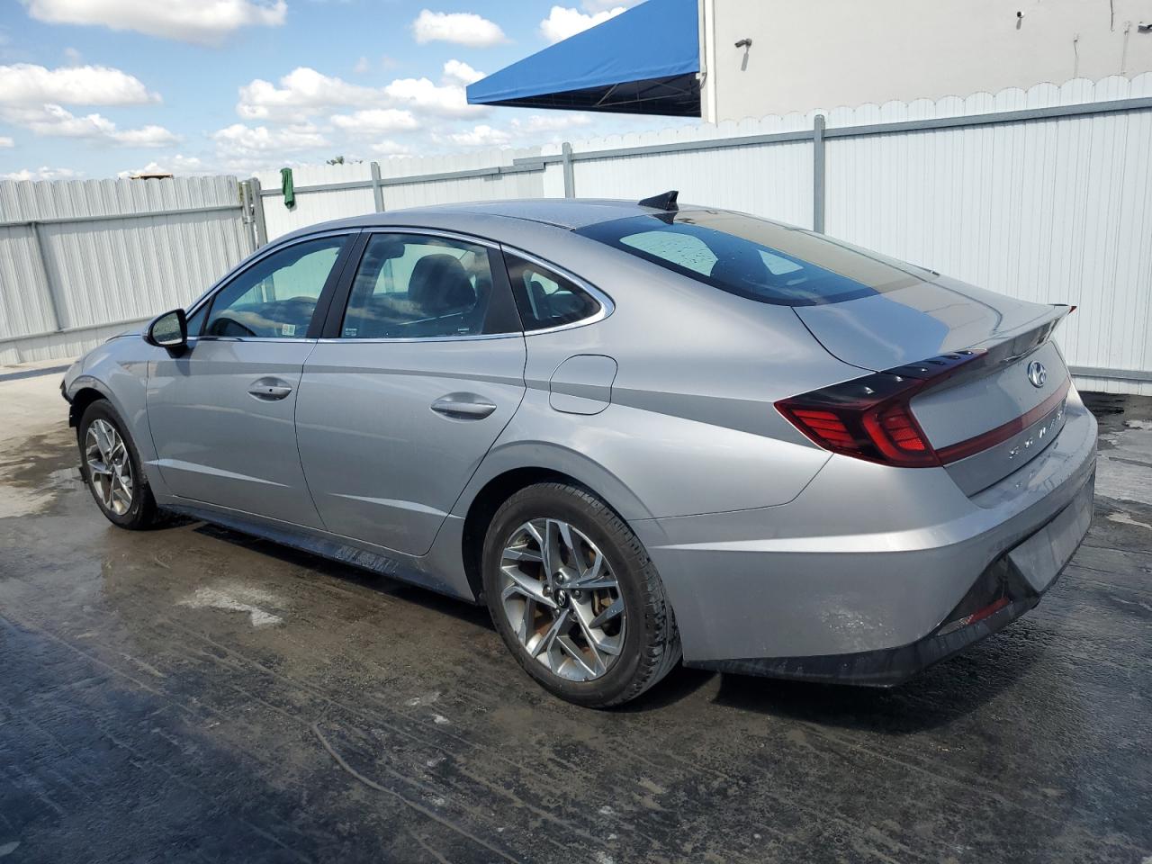 2023 Hyundai Sonata - Image 2