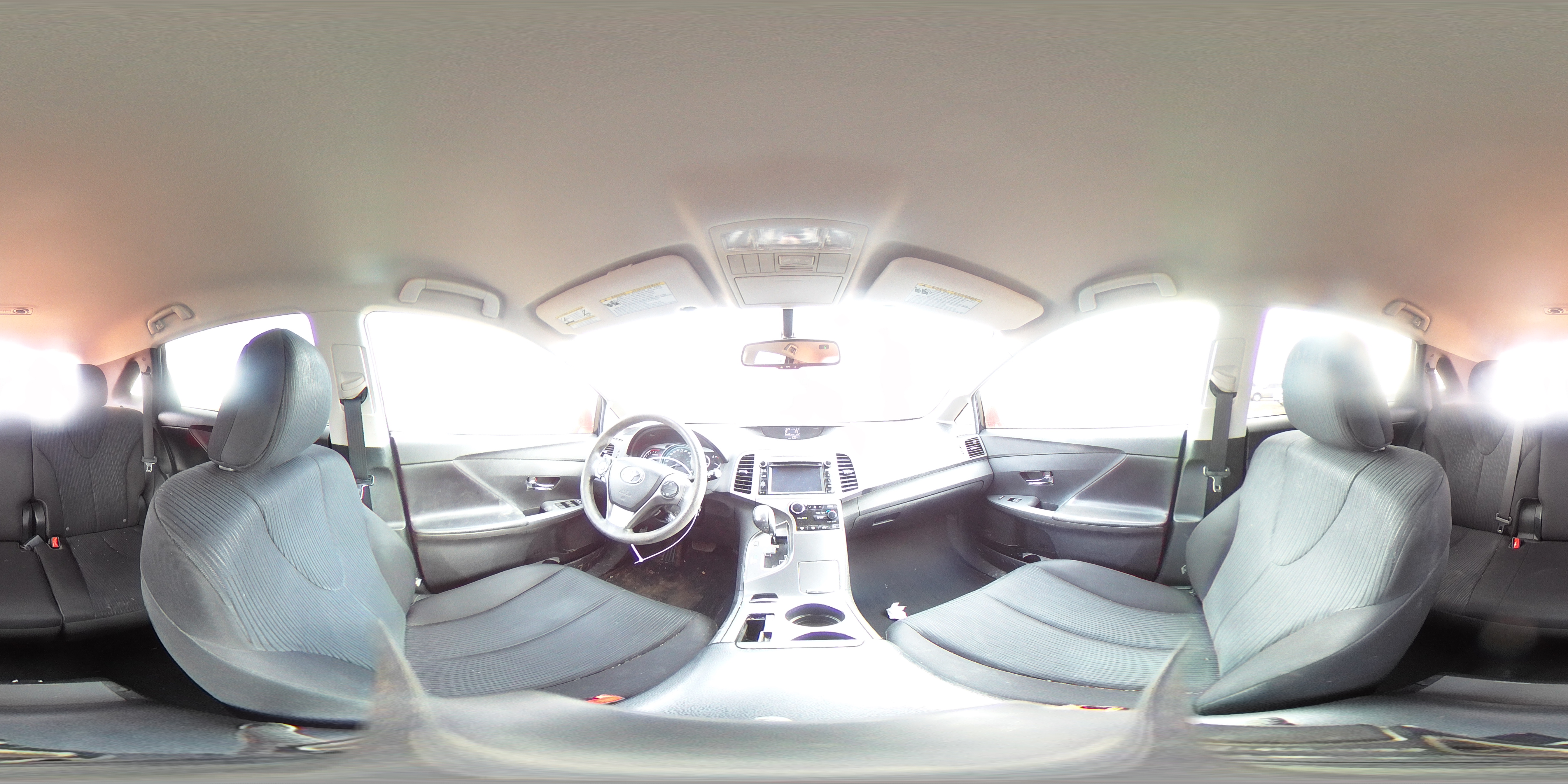 2013 Toyota Venza - Image 12