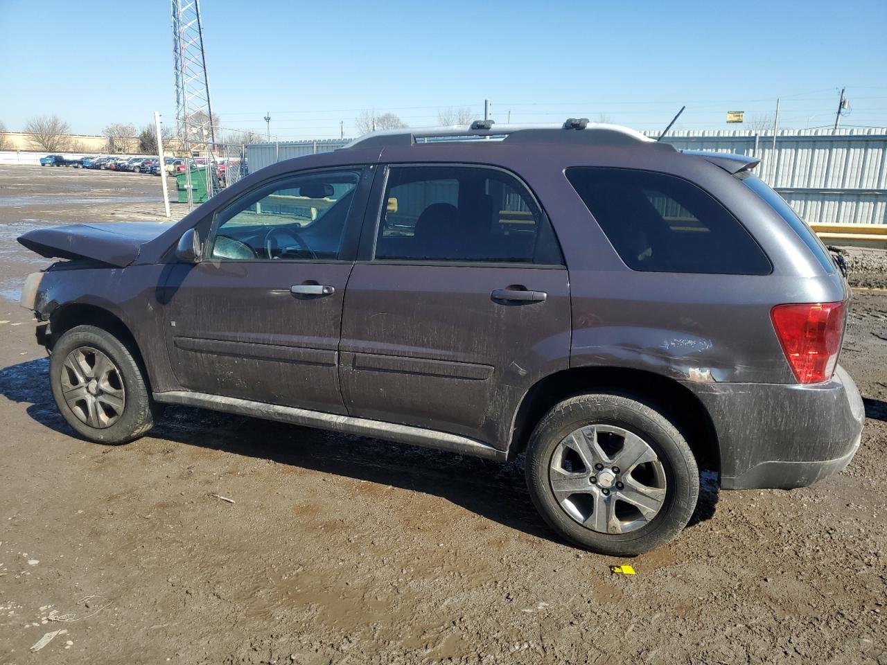 2007 Pontiac Torrent - Image 2