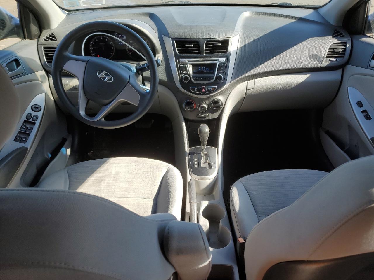2016 Hyundai Accent - Image 8