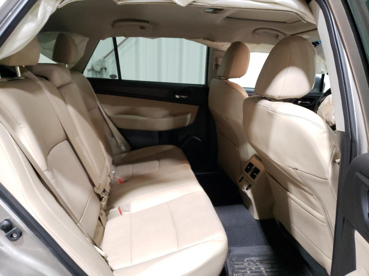 2019 Subaru Outback - Image 11