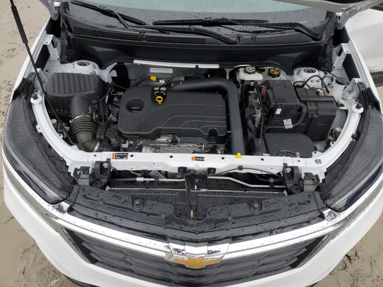 2023 Chevrolet Equinox - Image 12