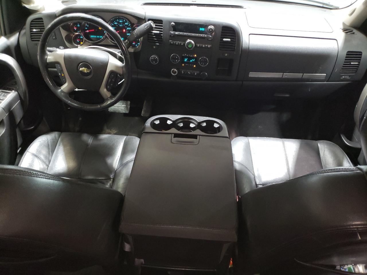 2012 Chevrolet Silverado - Image 8