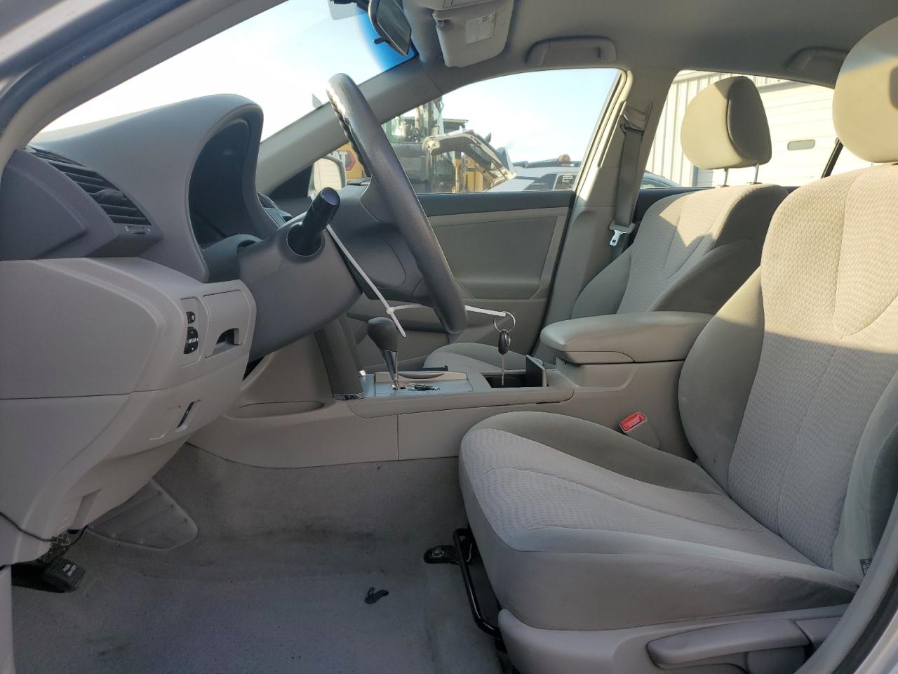 2011 Toyota Camry - Image 7