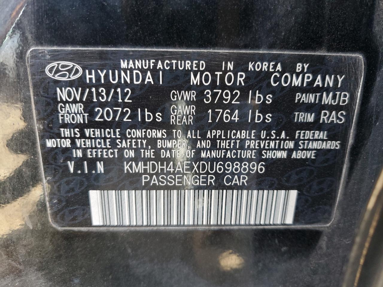 2013 Hyundai Elantra - Image 13