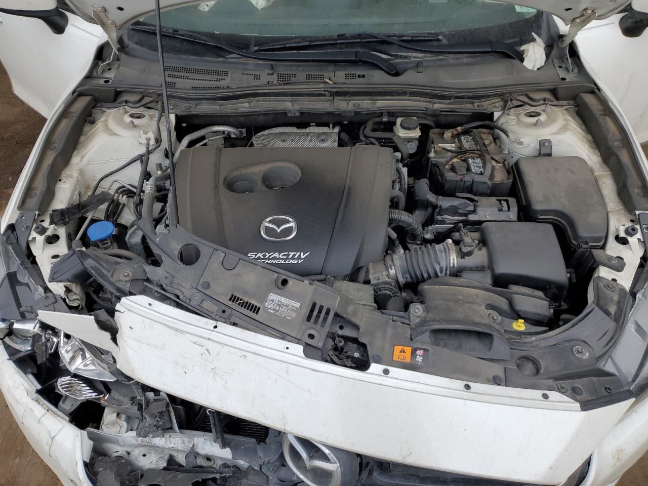 2017 Mazda 3 - Image 12