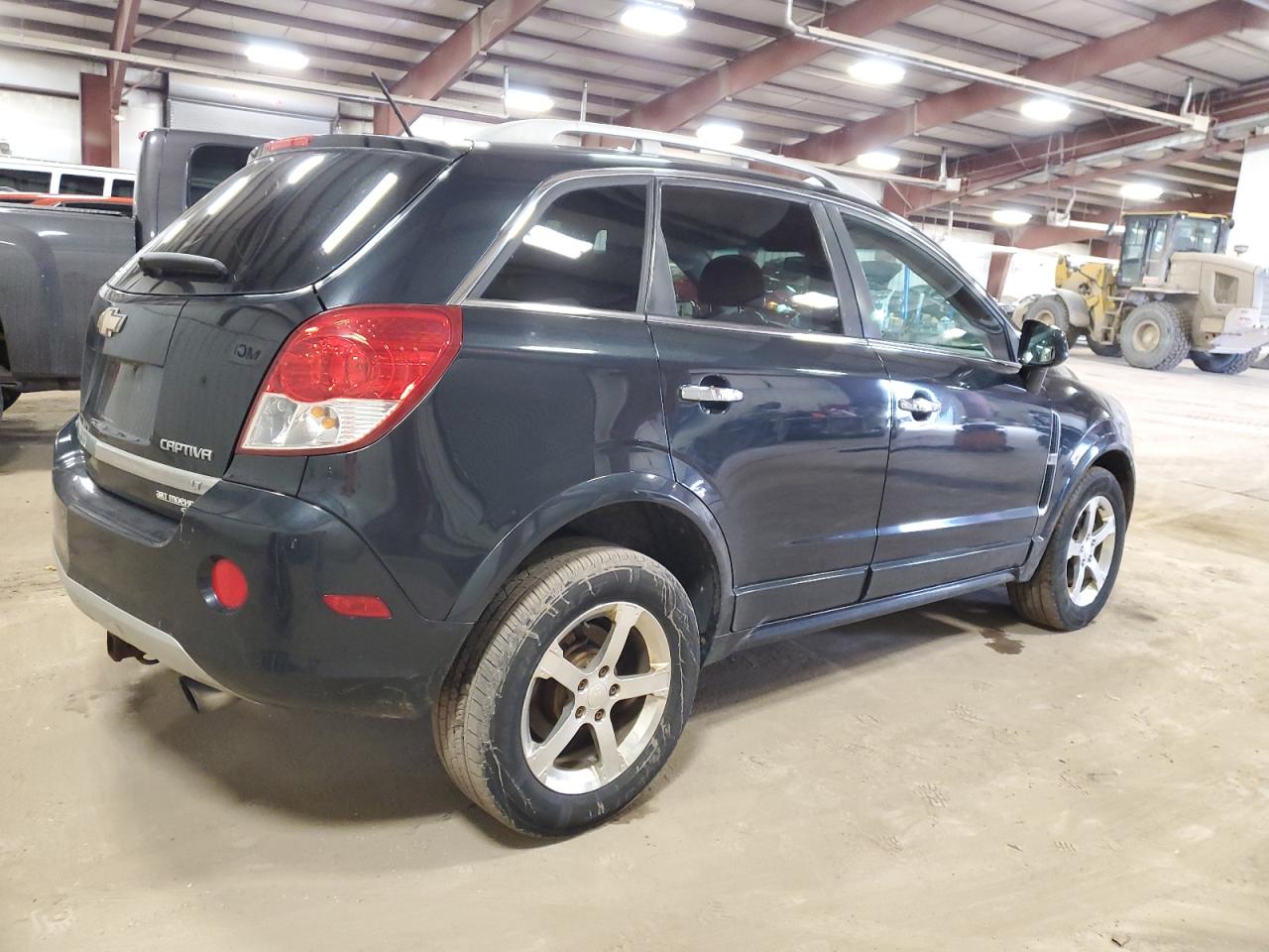 2012 Chevrolet Captiva - Image 3