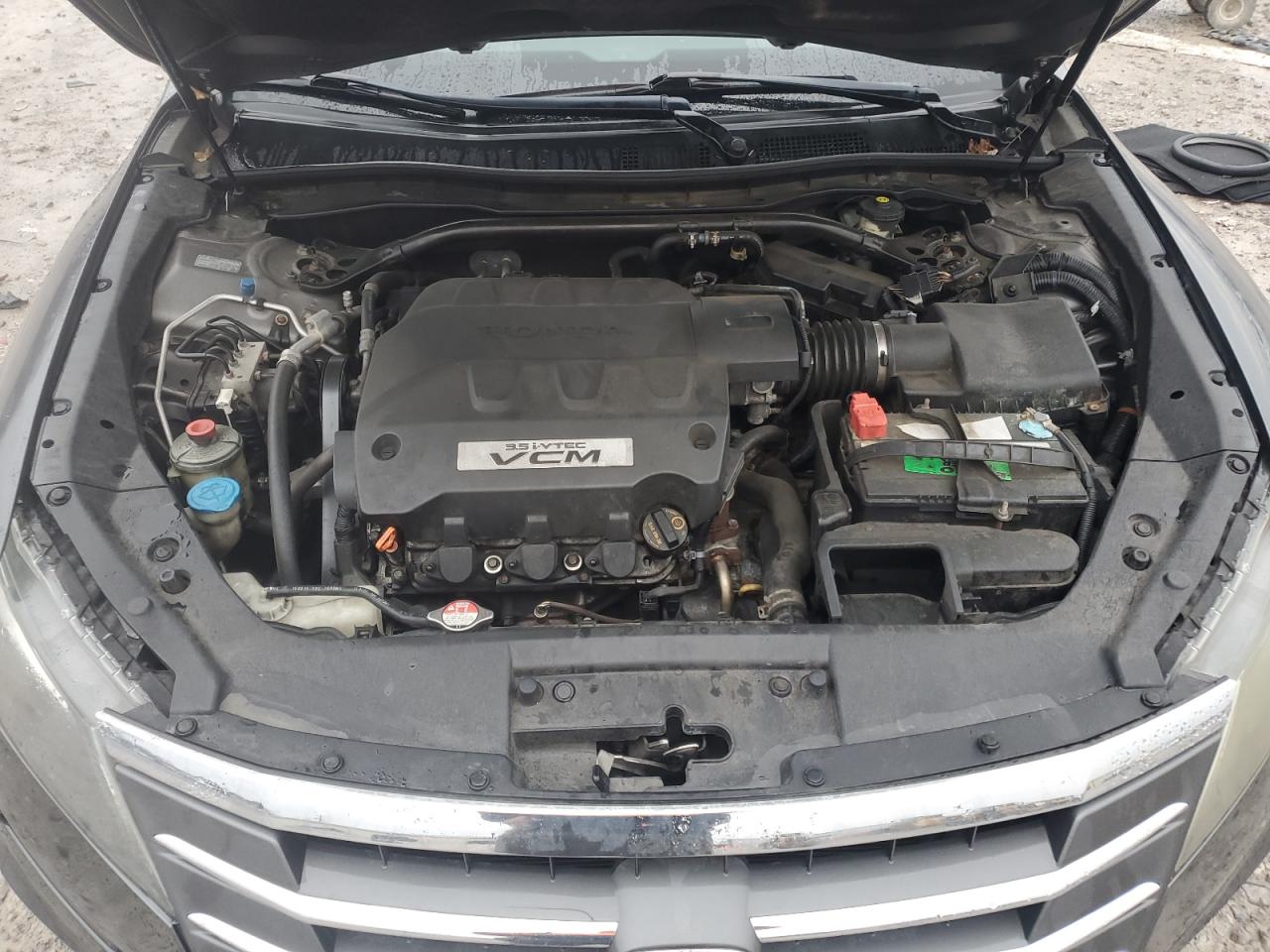 2010 Honda Accord - Image 11