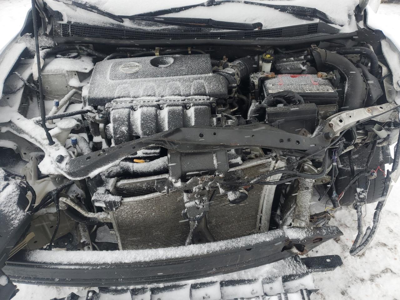 2015 Nissan Sentra - Image 12