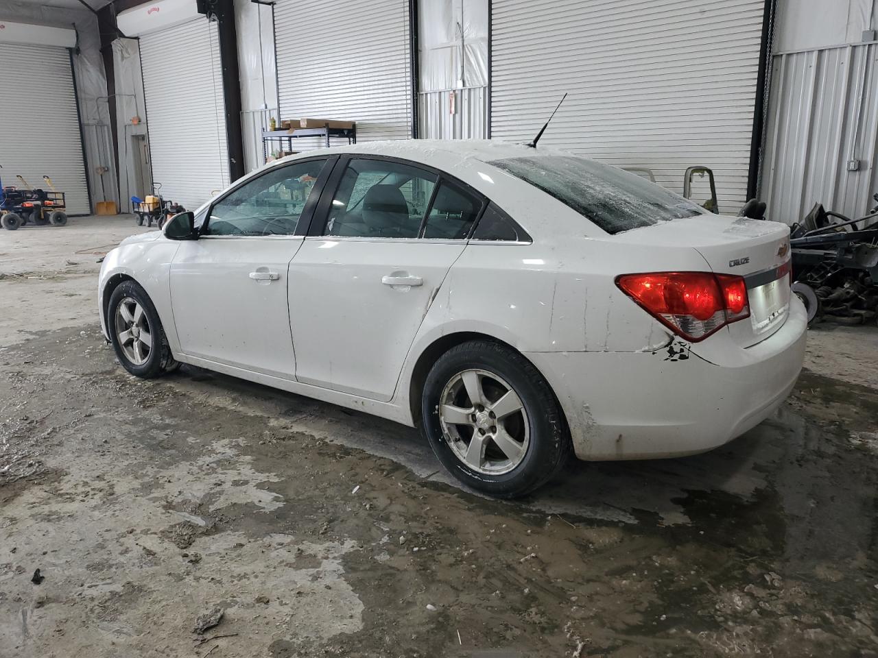 2014 Chevrolet Cruze - Image 2