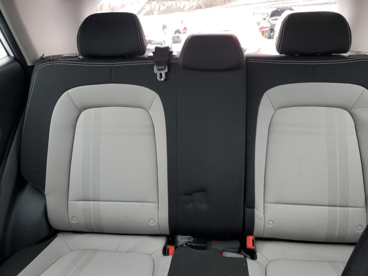 2021 Hyundai Venue - Image 10