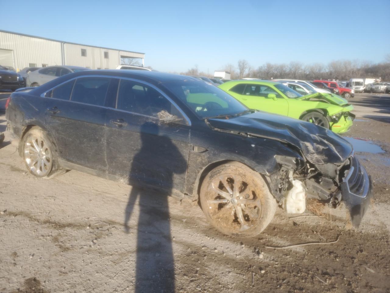 2014 Ford Taurus - Image 4