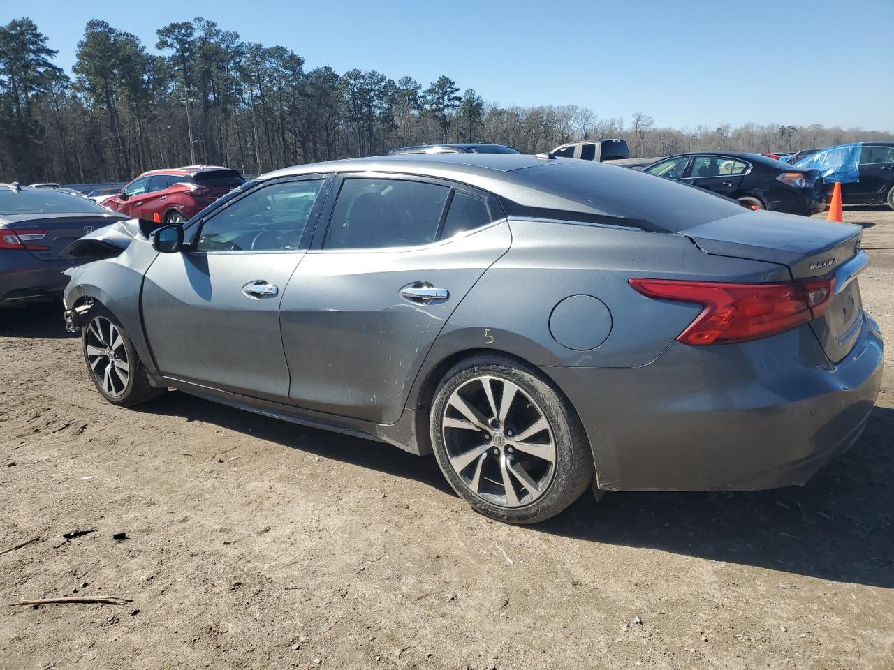2017 Nissan Maxima - Image 2