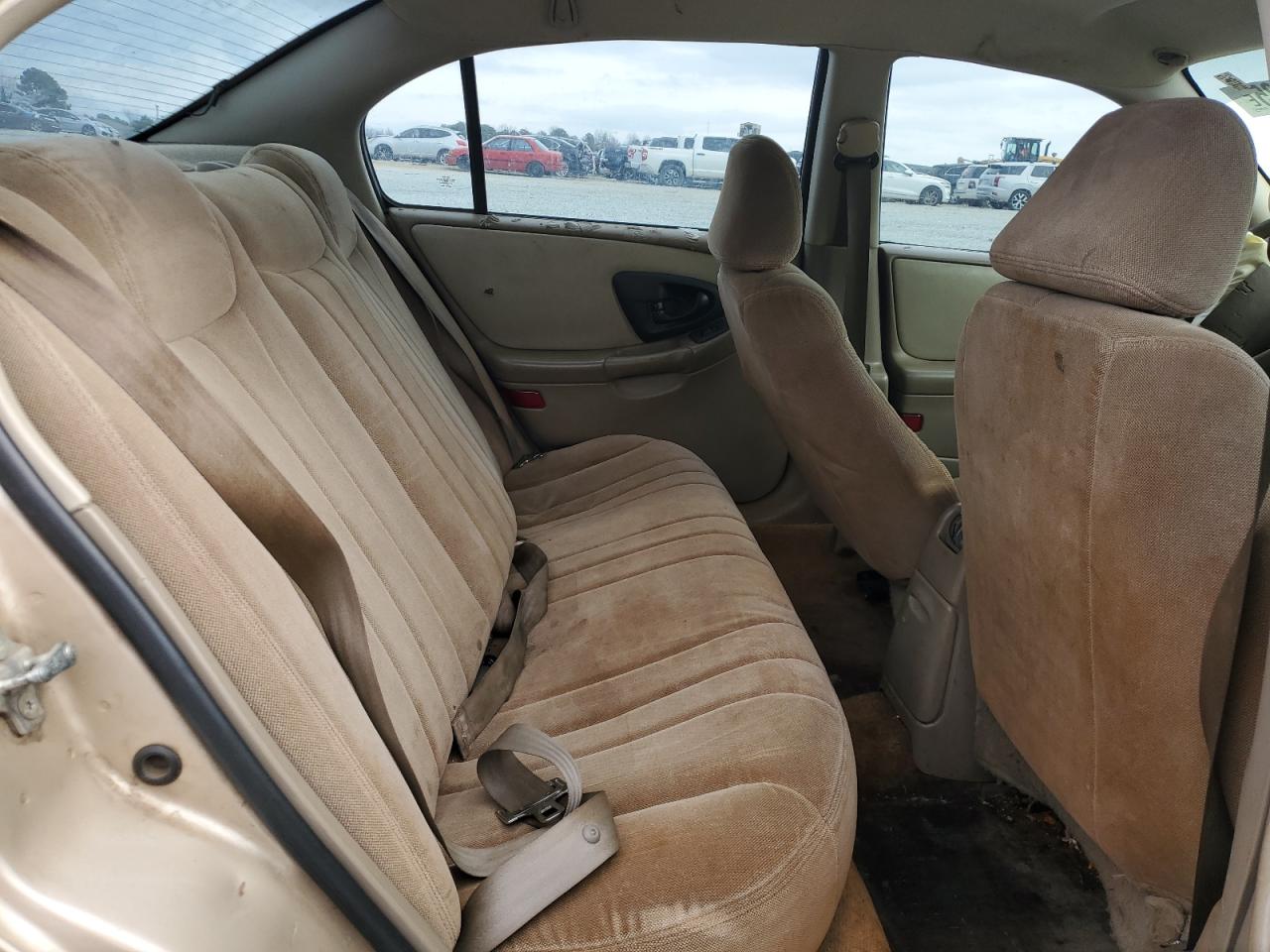 2005 Chevrolet Malibu - Image 10