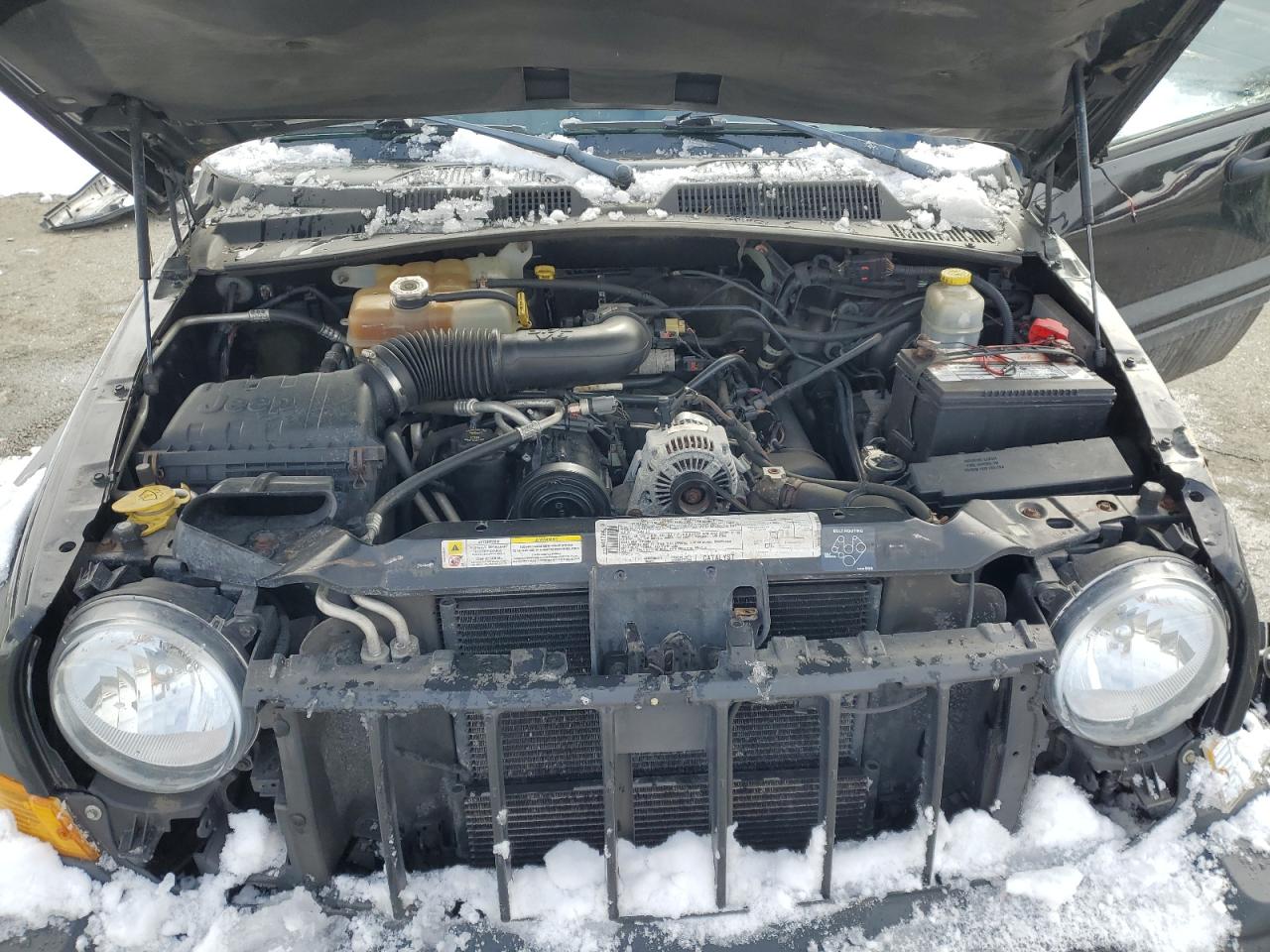 2006 Jeep Liberty (North America) - Image 13