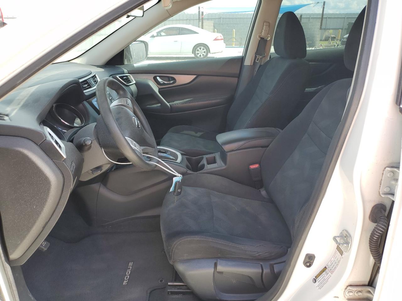 2016 Nissan Rogue - Image 7