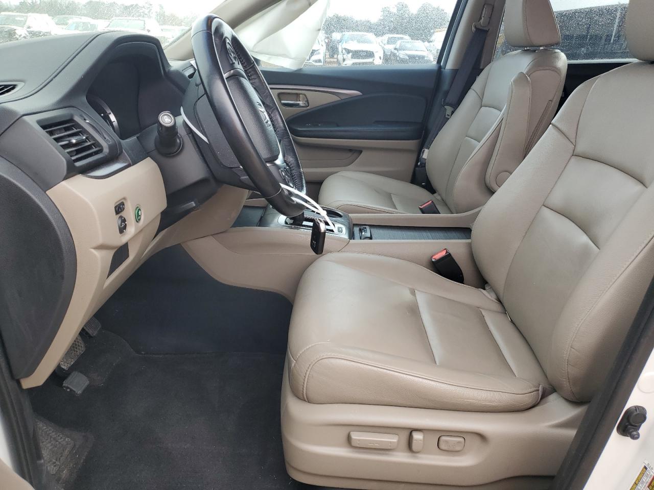 2016 Honda Pilot - Image 7