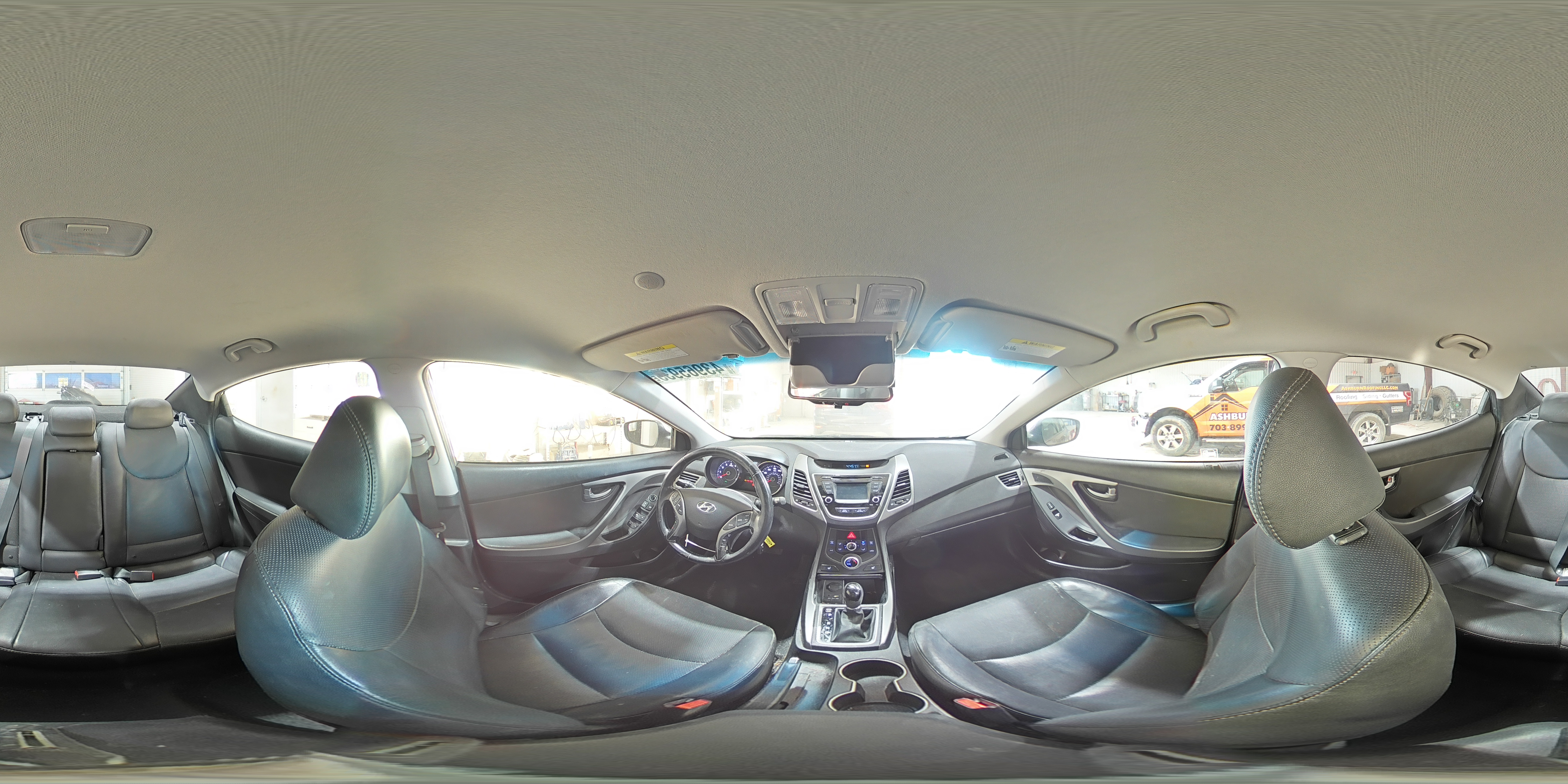 2014 Hyundai Elantra - Image 12