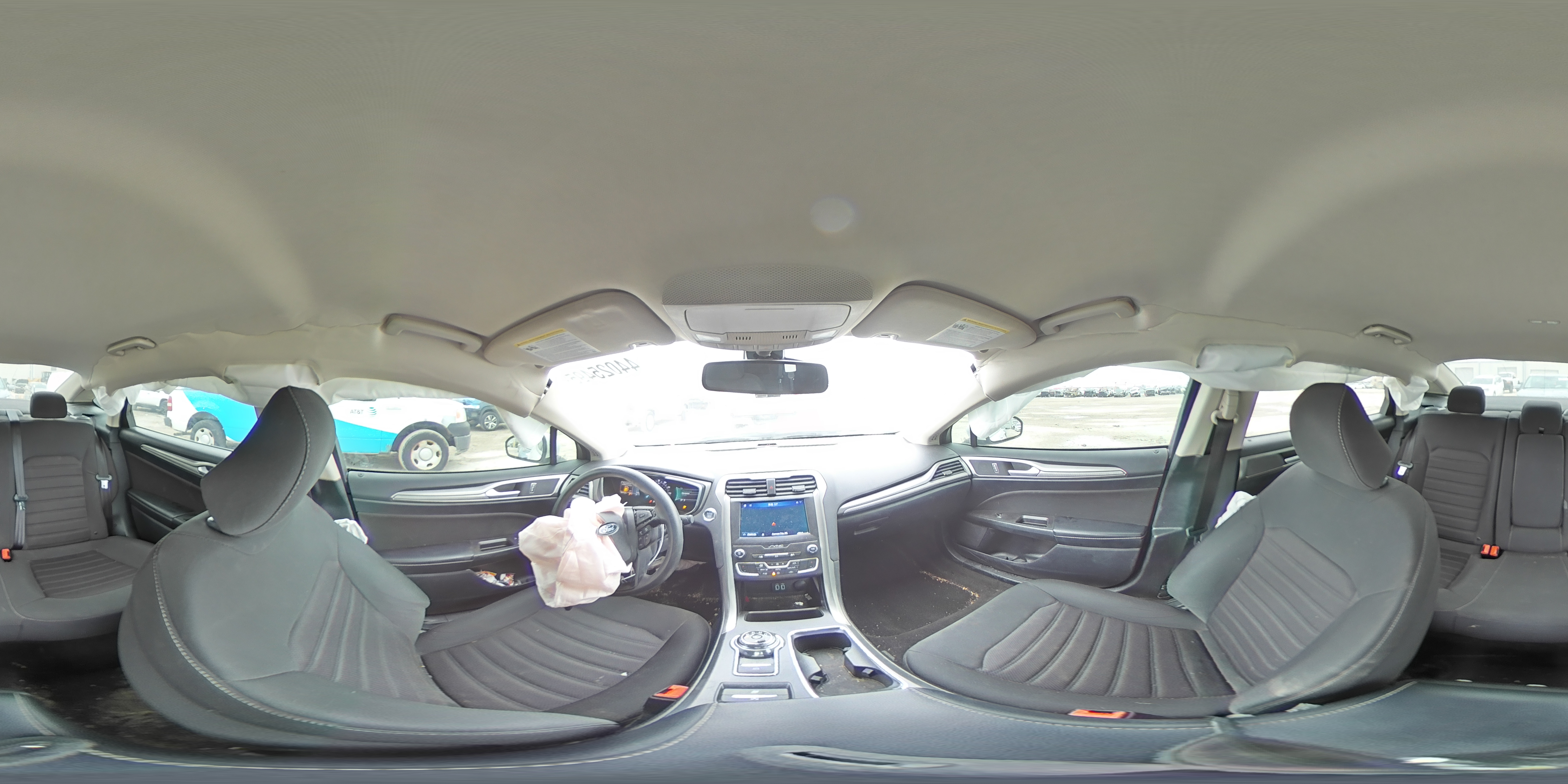 2020 Ford Fusion - Image 13