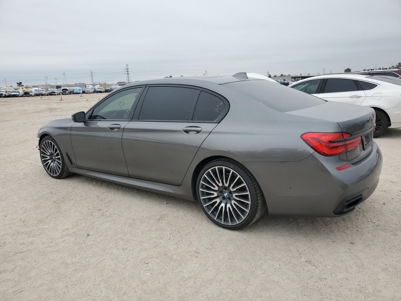 2018 BMW 7er - Image 2