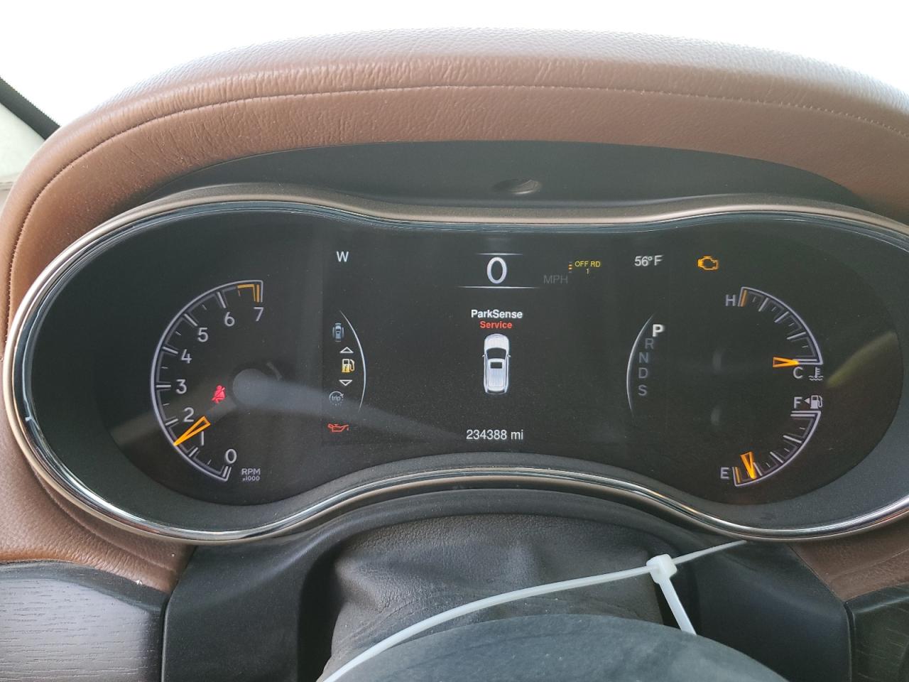 2015 Jeep Grand Cherokee - Image 9